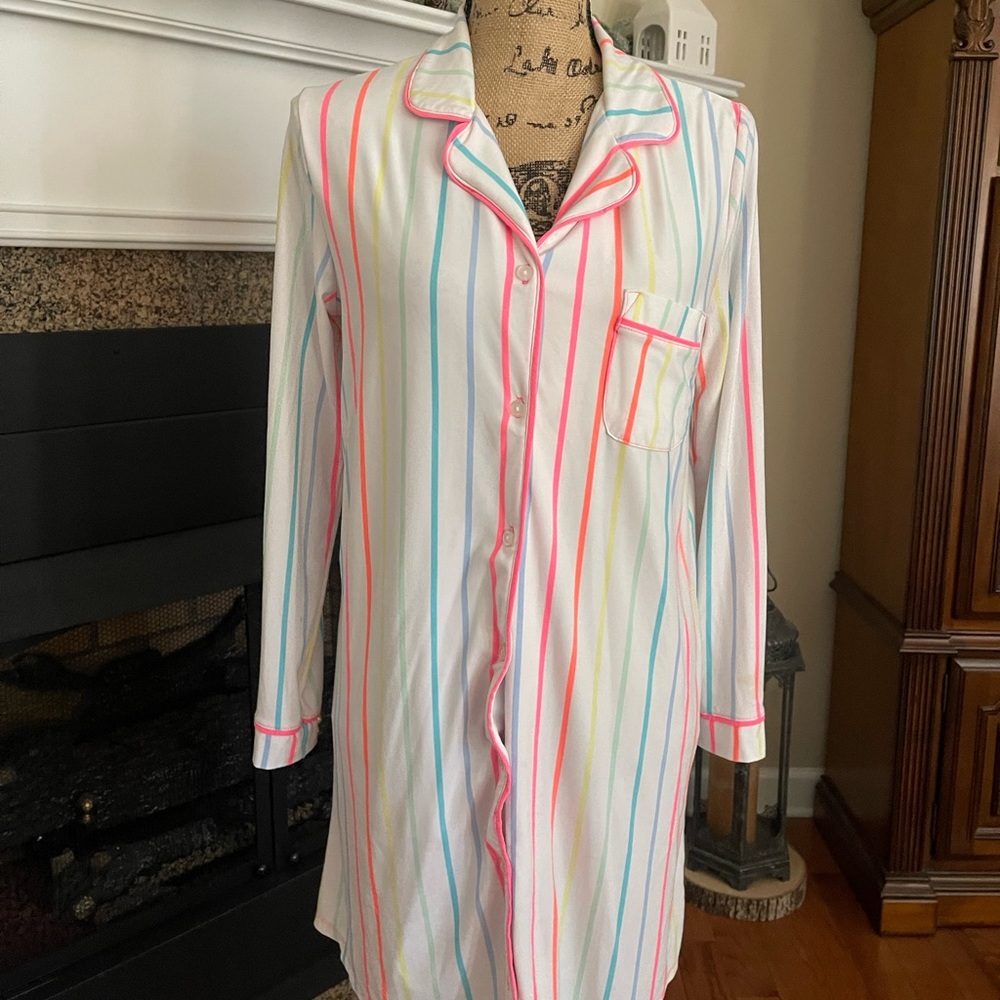 Crown & Ivy Intimates White Colorful Striped Pajamas Nightgown Sleep Shirt Small